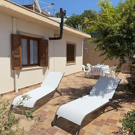 Maison Authentique Avec Grande Terrasse 度假居 Kritinía